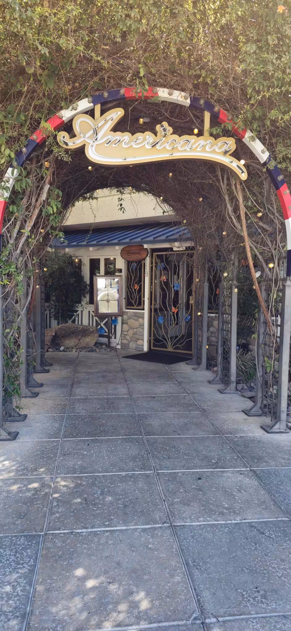 Americana arch which greets visitors