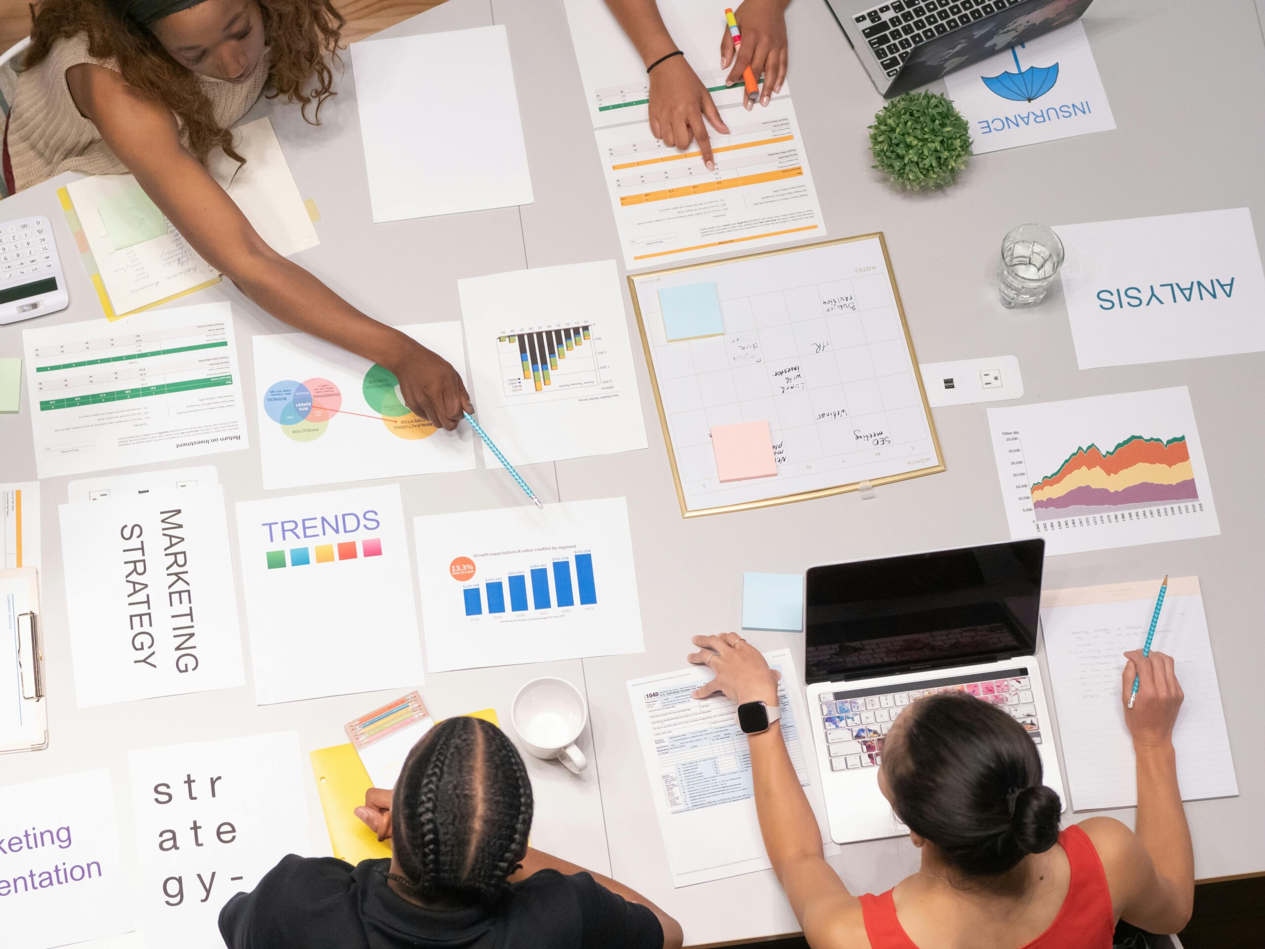 How Lakeside Business Suites Supports Business Scalability for Startups