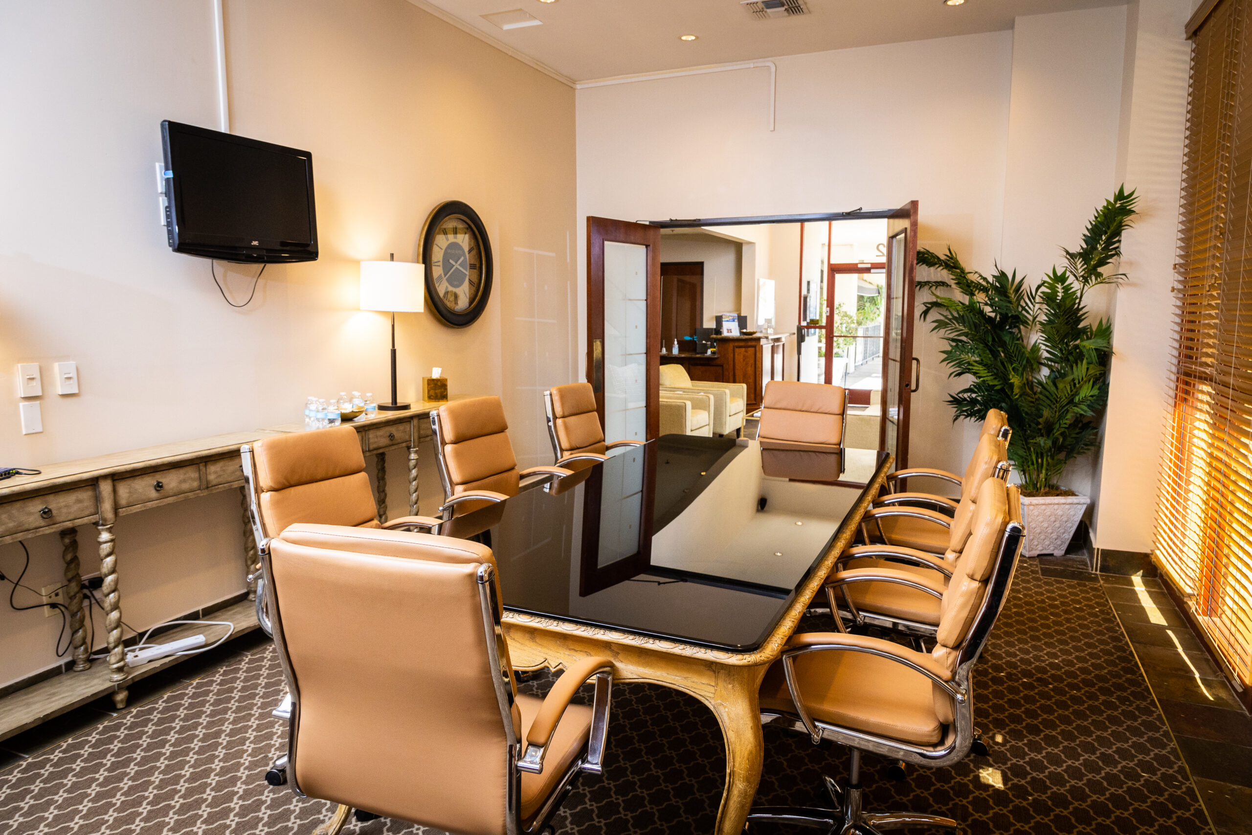 Book the Perfect Conference Room in Las Vegas 